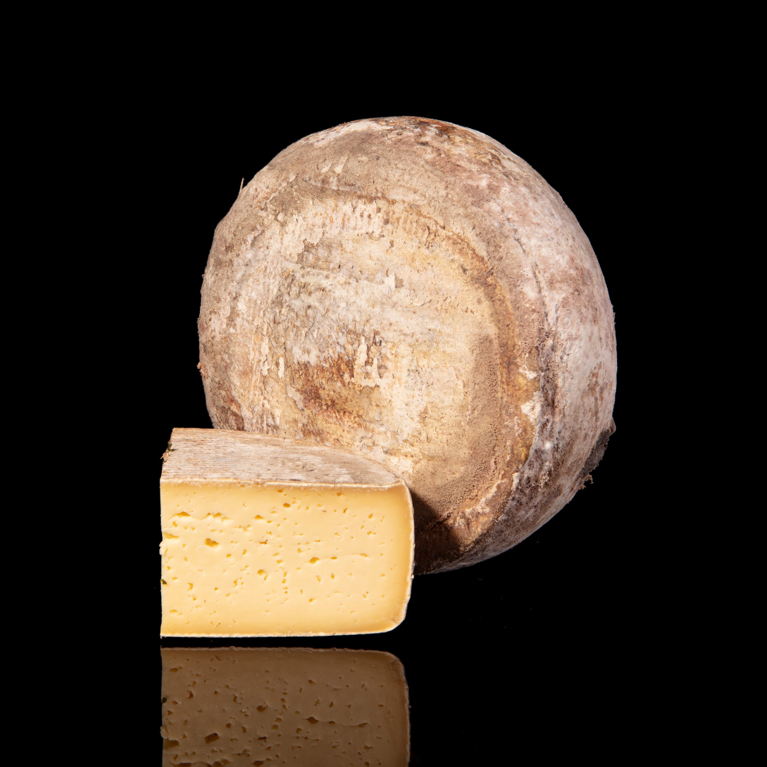 TOMME A AIL